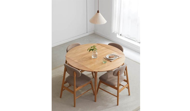 Urban Covature Solid Oak Extendable Dining Table