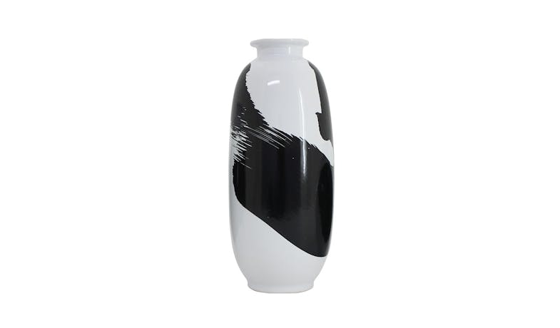 Nicholas Dusk Tall Vase -black-01 Nicholas Dusk Tall Vase -black-01