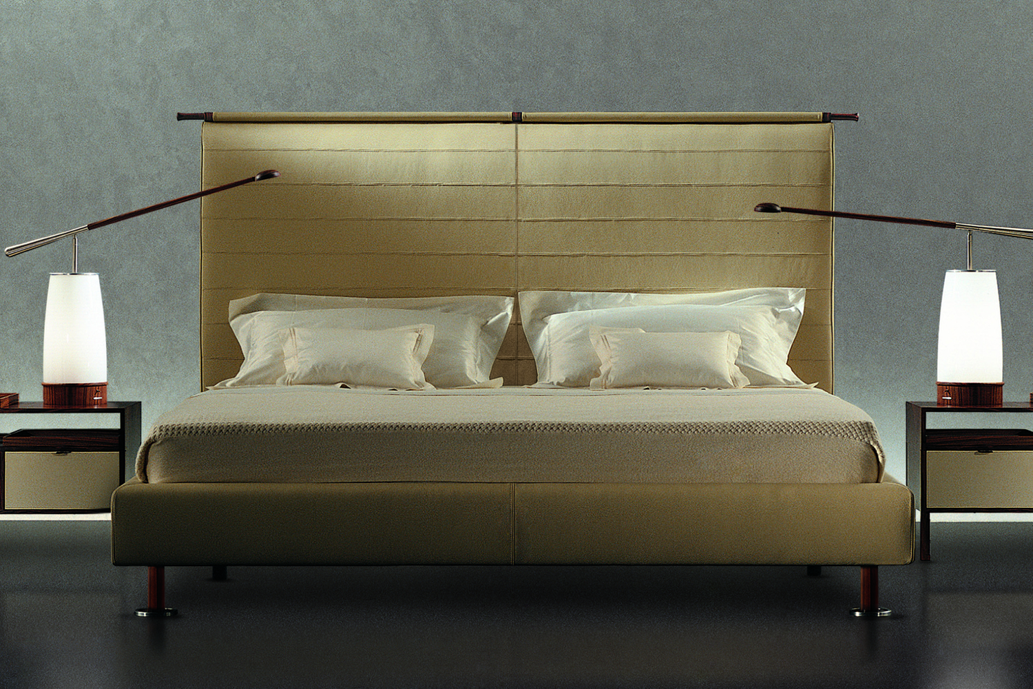 Kao Bed By Chi Wing Lo For Giorgetti | Space Furniture