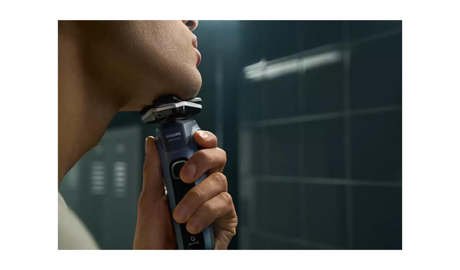 Philips Series 5000 Wet & Dry Electric Shaver S5880/20 Harvey Norman