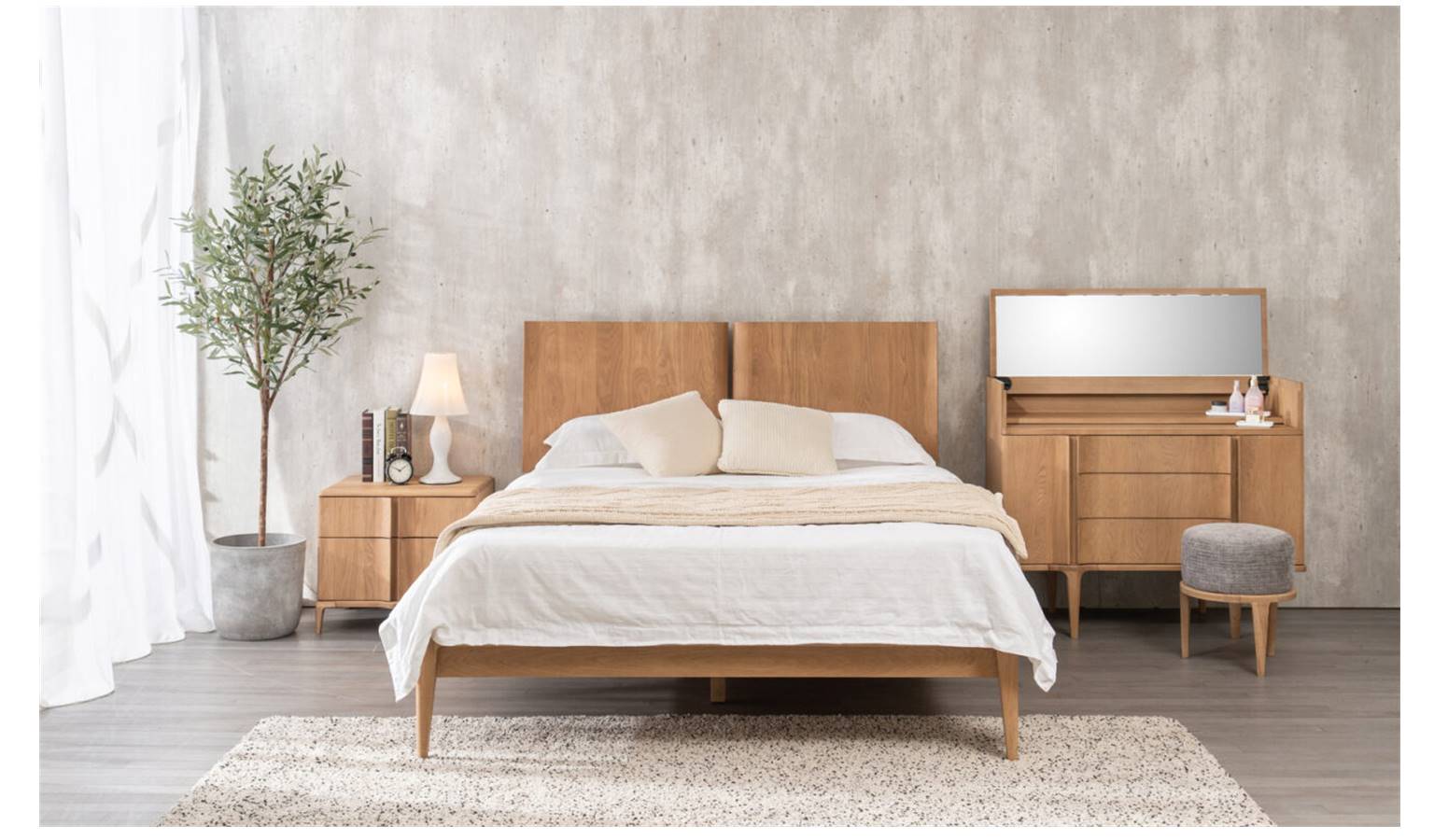 Grande Bedframe.jpg