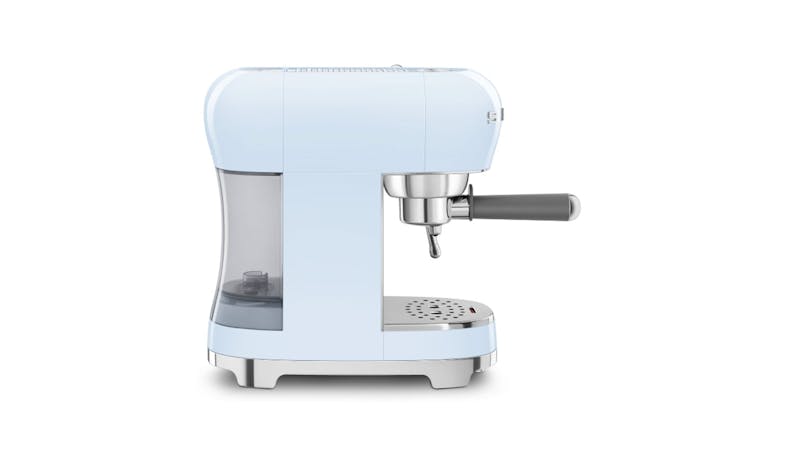 Smeg ECF02PBUK Espresso Machine - Pastel Blue_6