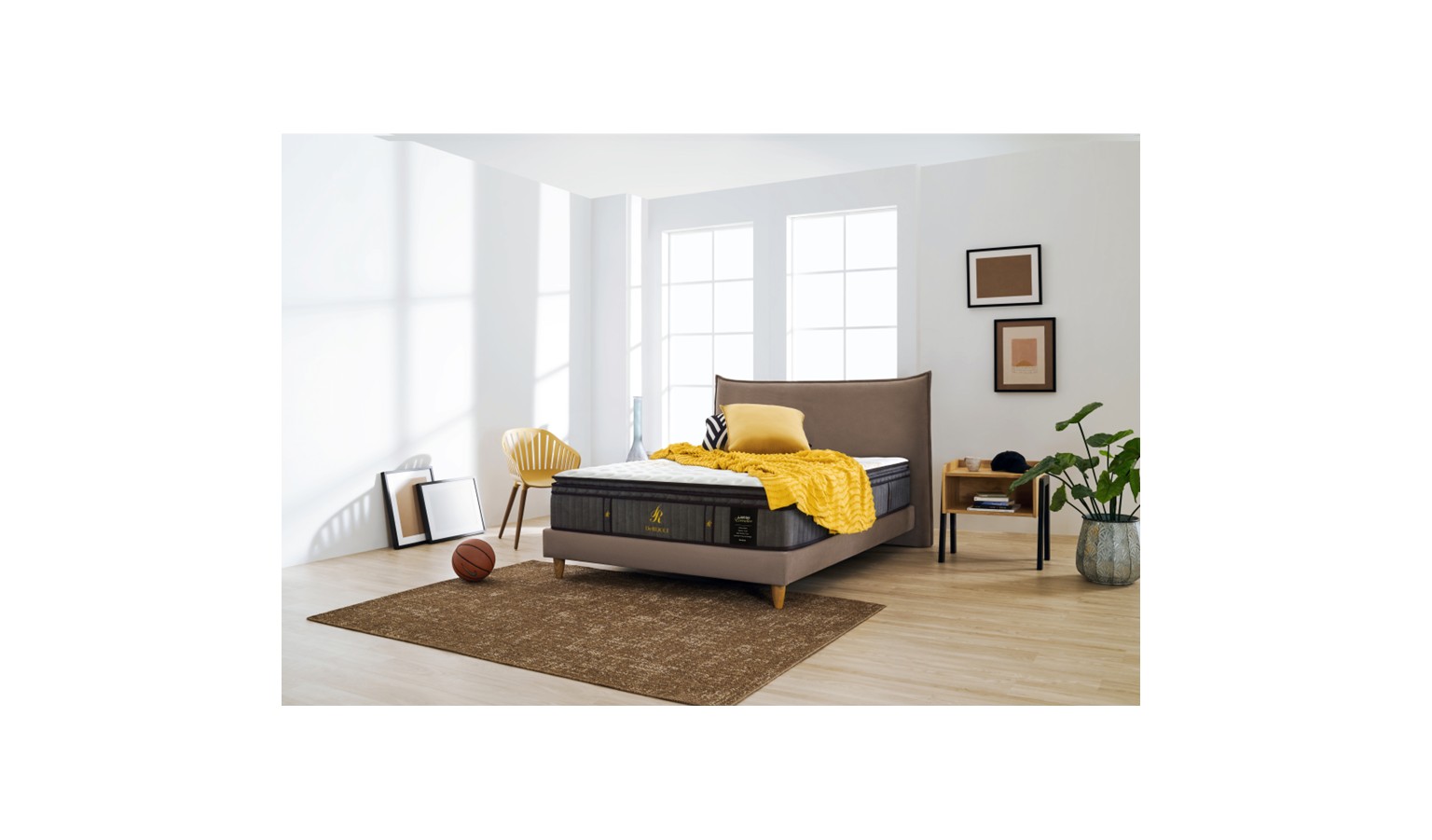 DeRUCCI Lavish Executive Mattress - Queen Size