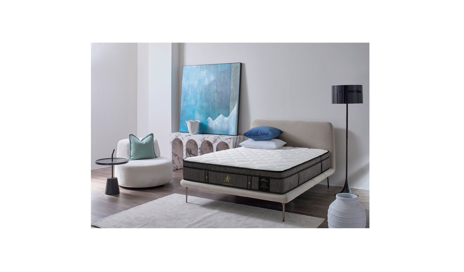 DeRUCCI Ritz Executive Mattress - Queen Size