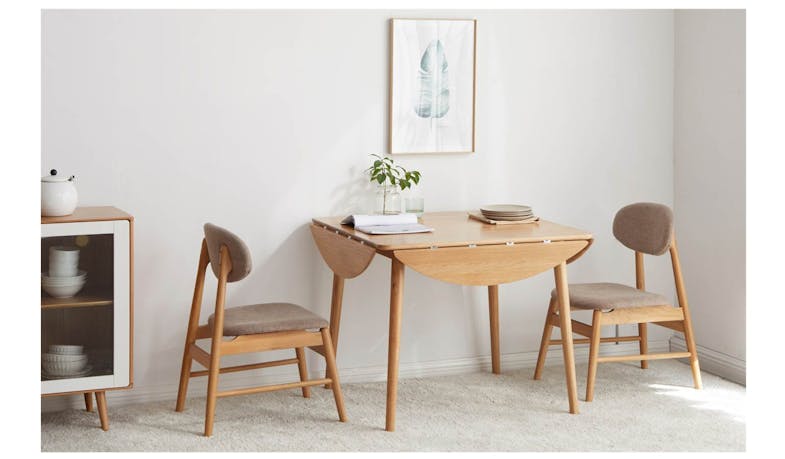 Urban Covature Solid Oak Extendable Dining Table