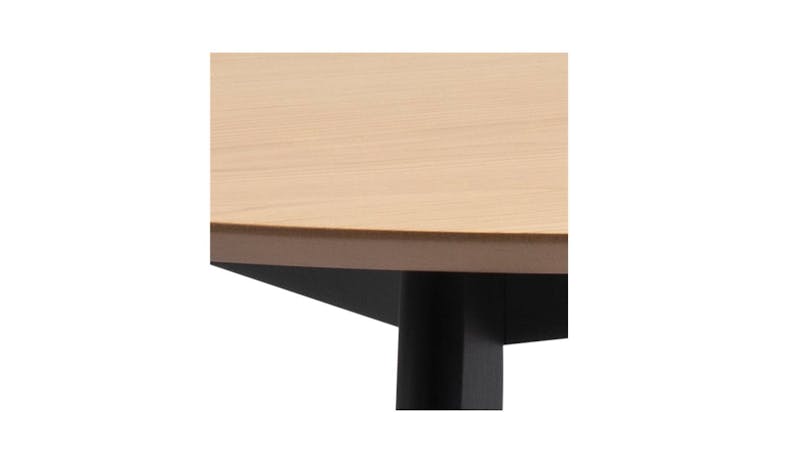 Urban Roxby 105cm Round Dining Table - Veneer Oak/Black (85661) - Edge
