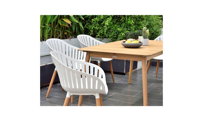 Home Collection Portals Outdoor Nassau Carver Easy Chair