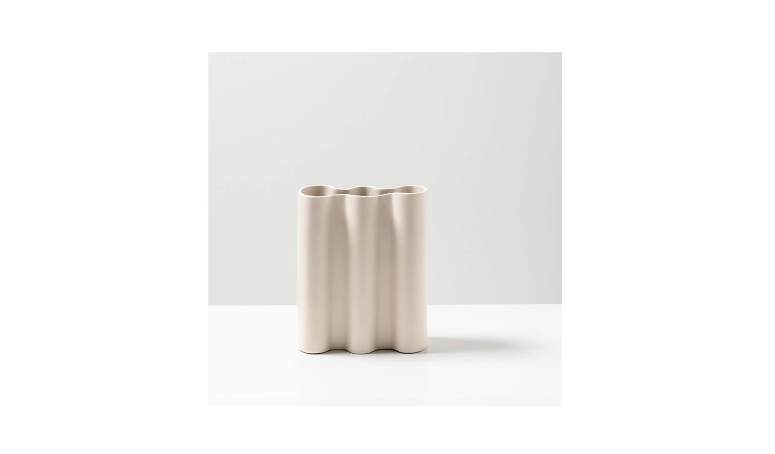 Wave Vase - Natural (Main)