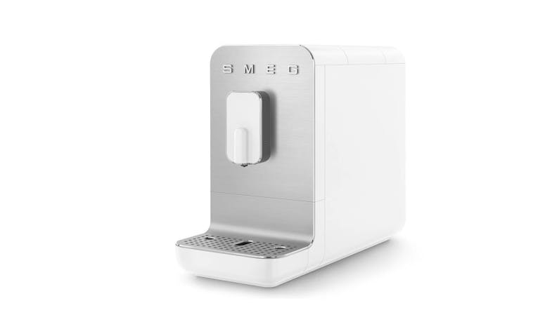 Smeg BCC01 50's Style Espresso Automatic Coffee Machine - White (IMG 2)