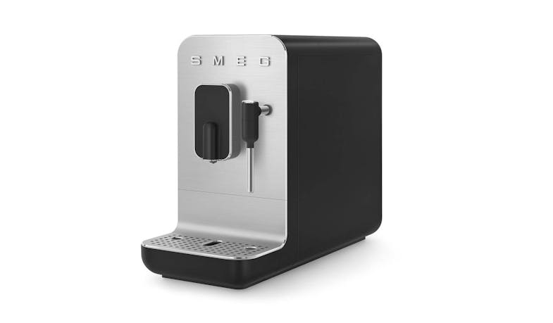 Smeg BCC02 50's Style Espresso Automatic Coffee Machine - Black (IMG 2)