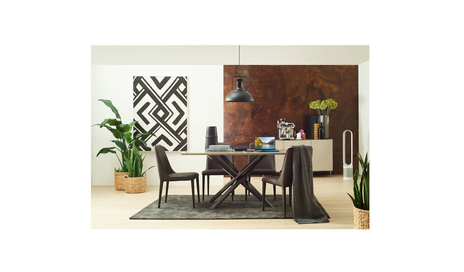 jotty dining table