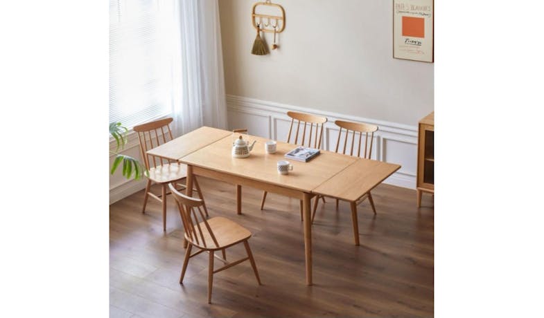 Urban Levi Solid Oak Extendable Dining Table