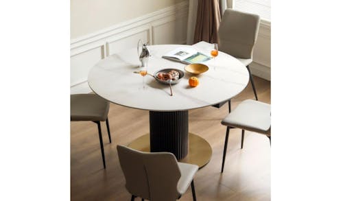 Urban Rotatable Extendable Dining Table