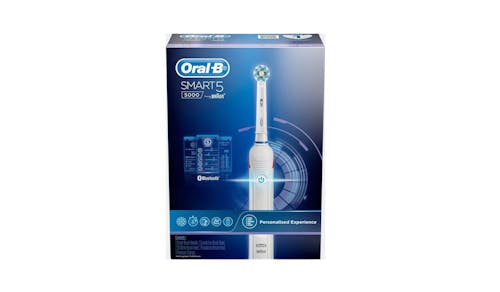 OralB Smart 5 (D601.525) Electric Toothbrush (Front)