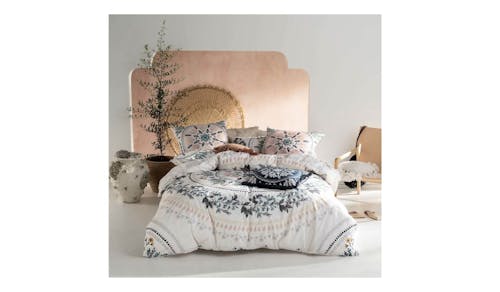 Linen House Jolanda King Quilt Cover Set - Ivory