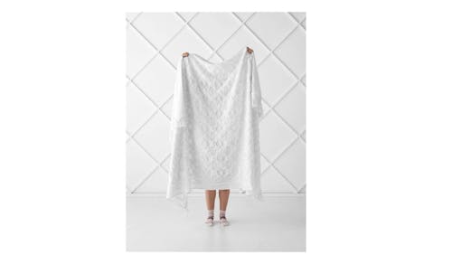 Linen House Somers Throw - White