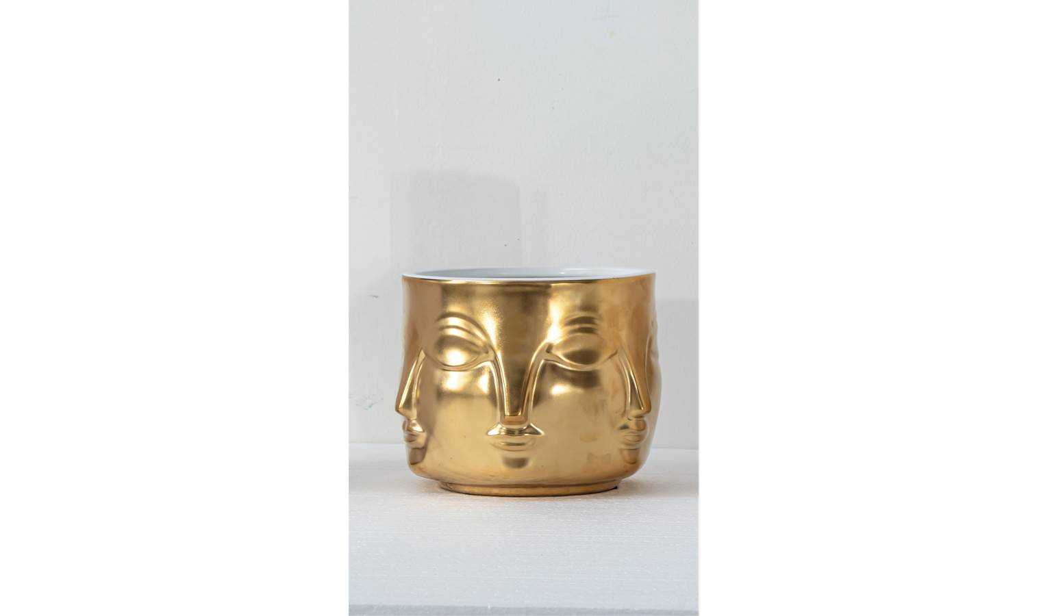 Chagal Gold Planter